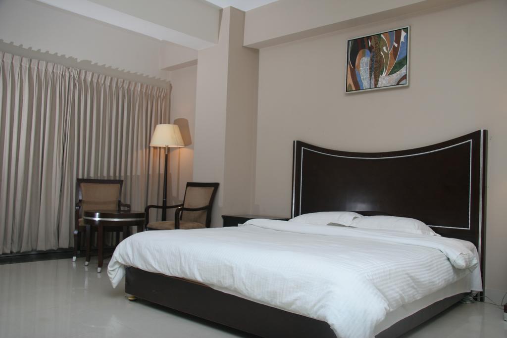 Nirvana Inn Σιλέτ Δωμάτιο φωτογραφία