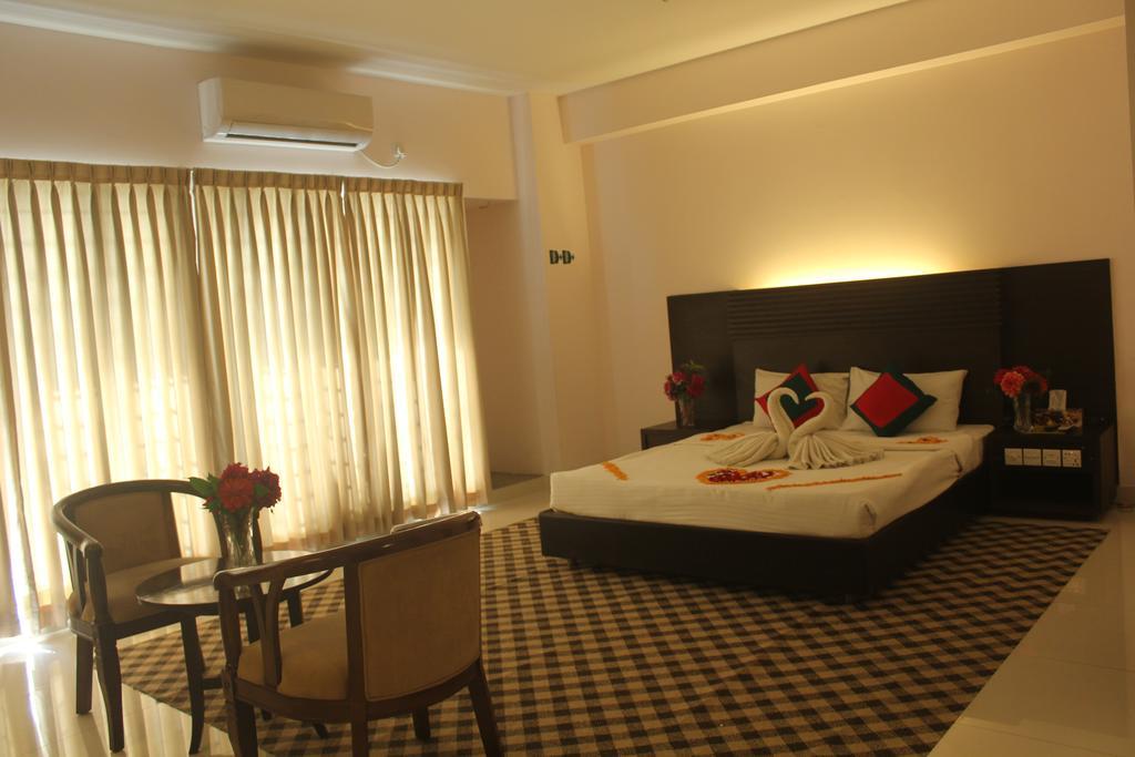 Nirvana Inn Σιλέτ Εξωτερικό φωτογραφία