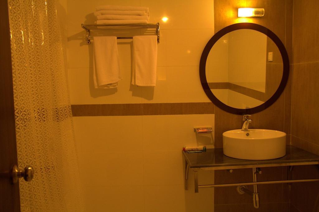 Nirvana Inn Σιλέτ Εξωτερικό φωτογραφία